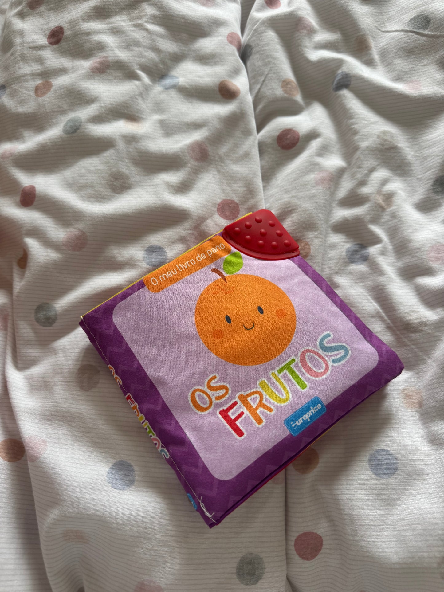 Fruits Sensory Crinkle Book — Baby Book in Portuguese | Fabric Sensory Book